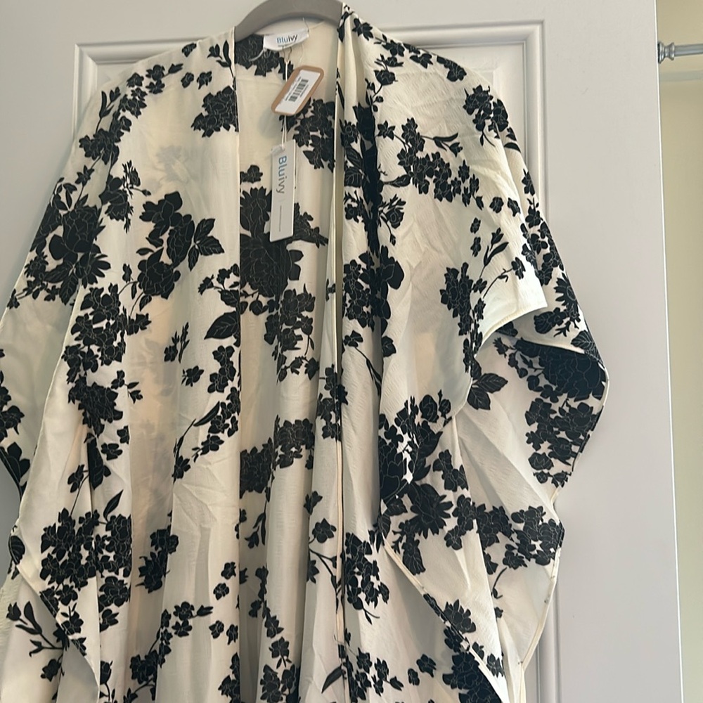 Blue Ivy BNWT Kimono
